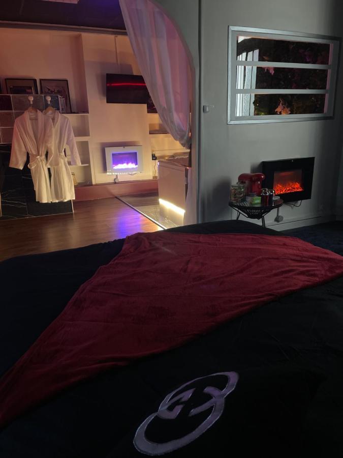 Jacuzzi 9Em Apartment Paris Ngoại thất bức ảnh